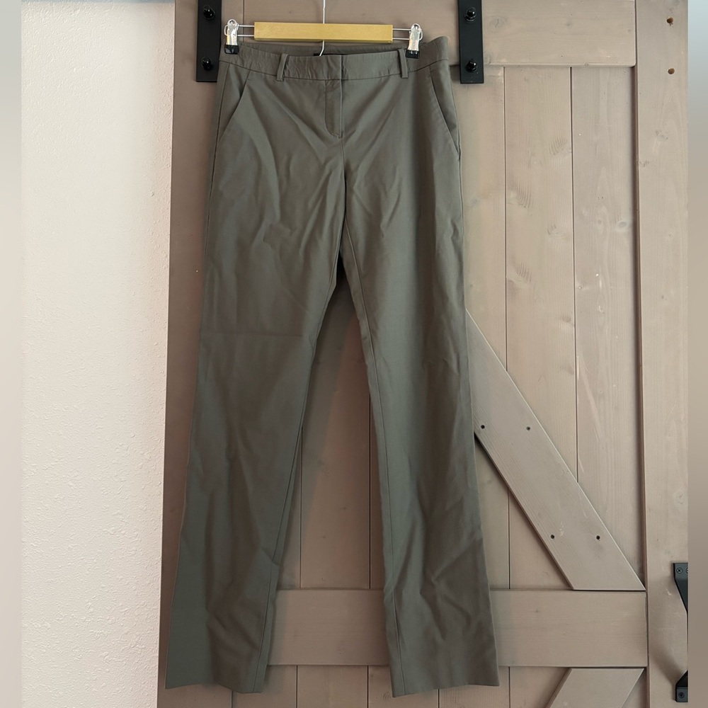 Theory Slacks Stretchy and Lightweight